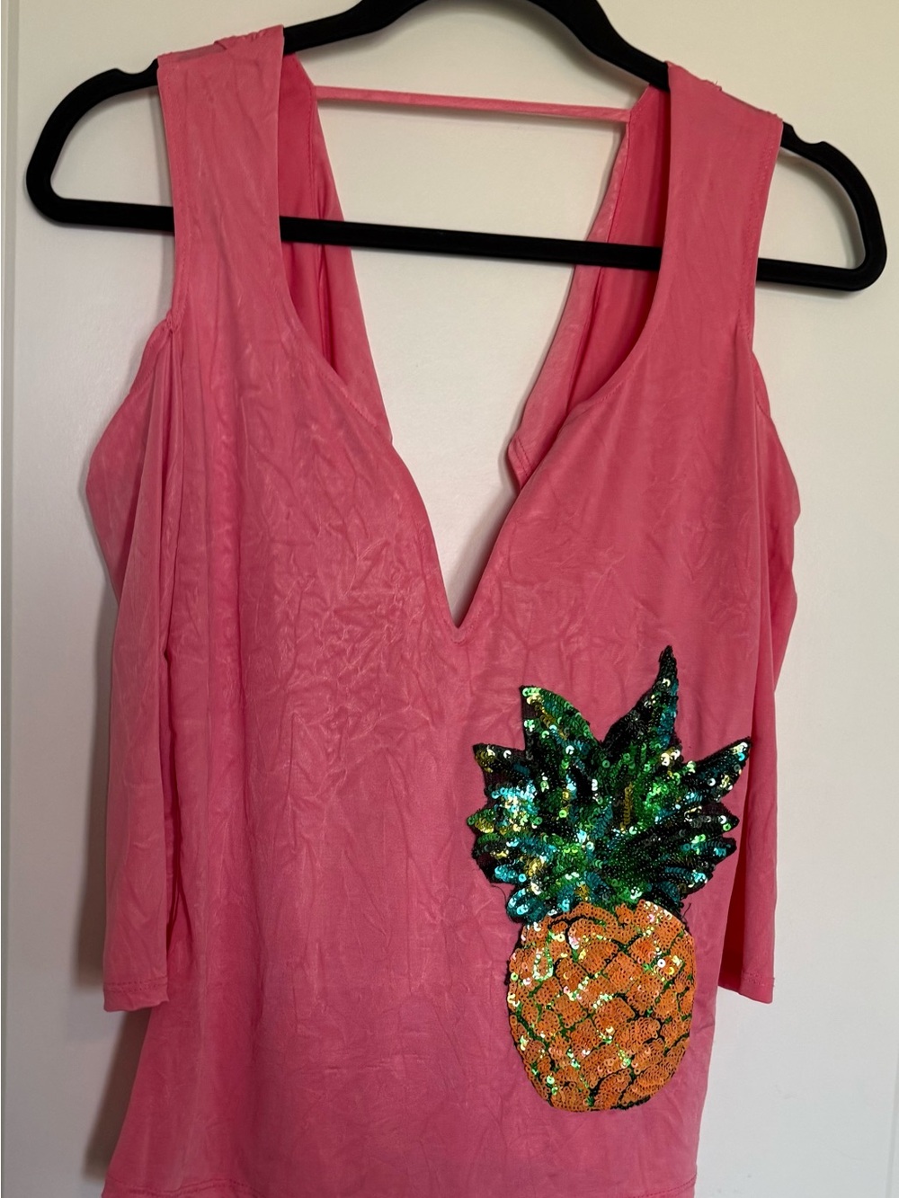 Pink V-Neck Tank Top with Sequin Pineapple Appliqué